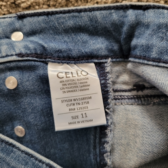 Cello Light Blue Jeans With Sailor  Buttons. Size 11. - Picture 6 of 6